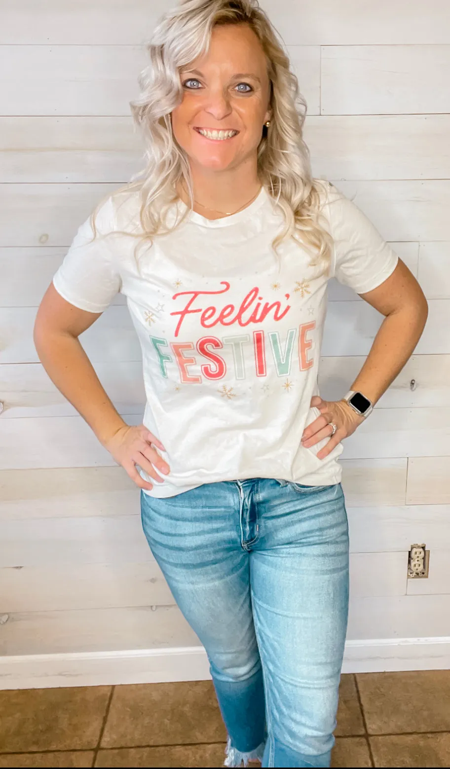 Feelin’ Festive Graphic Tee
